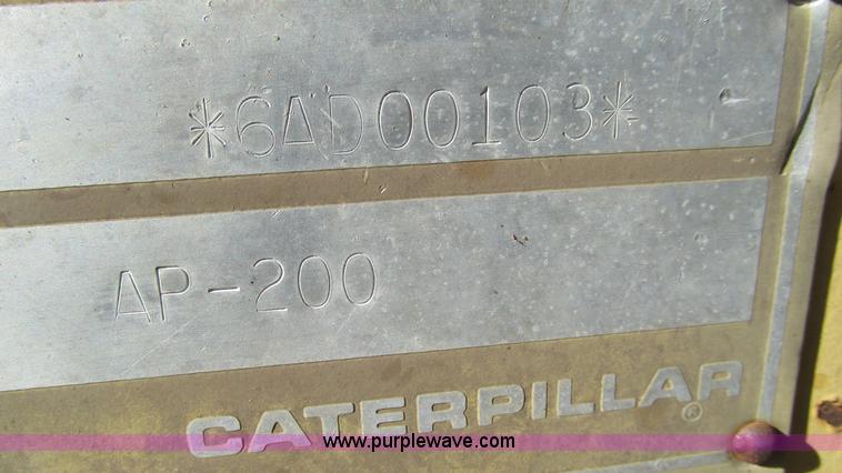 image for item I3130 1985 Caterpillar AP-200 asphalt paver