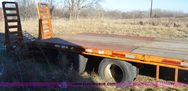 image for item I6867 2005 Butler TR2210 equipment trailer