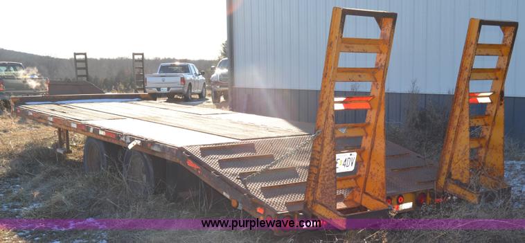 image for item I6867 2005 Butler TR2210 equipment trailer