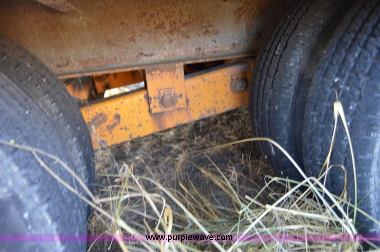 image for item I6867 2005 Butler TR2210 equipment trailer