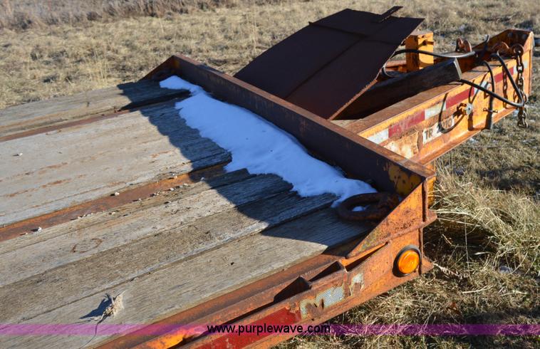 image for item I6867 2005 Butler TR2210 equipment trailer