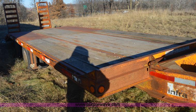 image for item I6867 2005 Butler TR2210 equipment trailer
