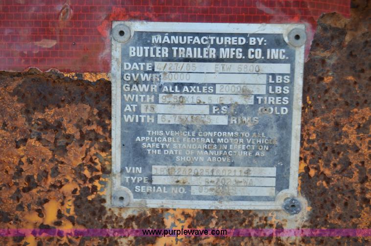 image for item I6867 2005 Butler TR2210 equipment trailer