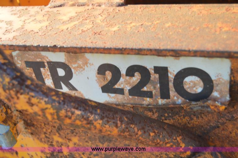 image for item I6867 2005 Butler TR2210 equipment trailer