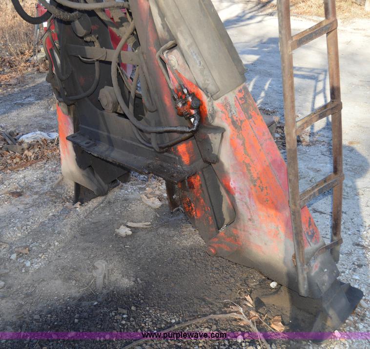 image for item I6869 Prentice 110 truck mounted log grapple