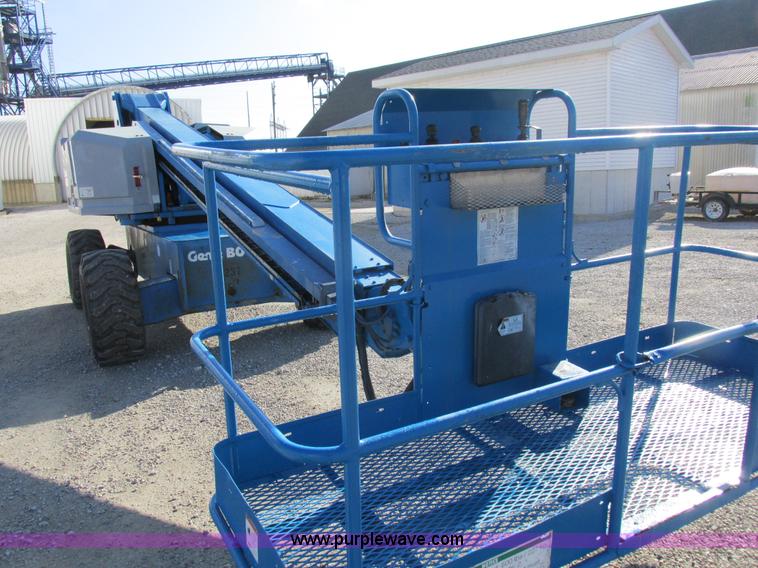 image for item I8818 1995 Genie S-60 boom lift