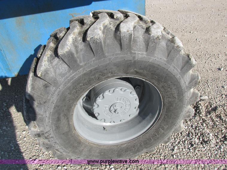 image for item I8818 1995 Genie S-60 boom lift