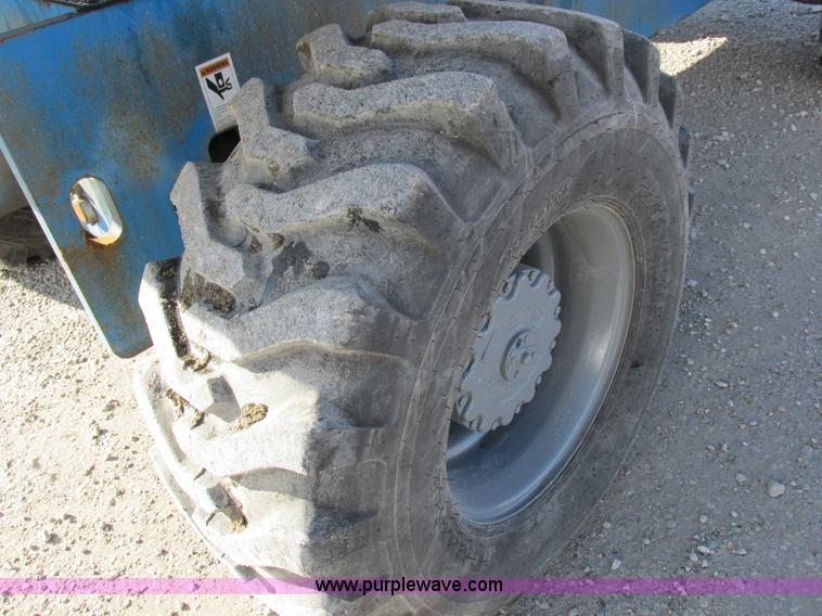 image for item I8818 1995 Genie S-60 boom lift