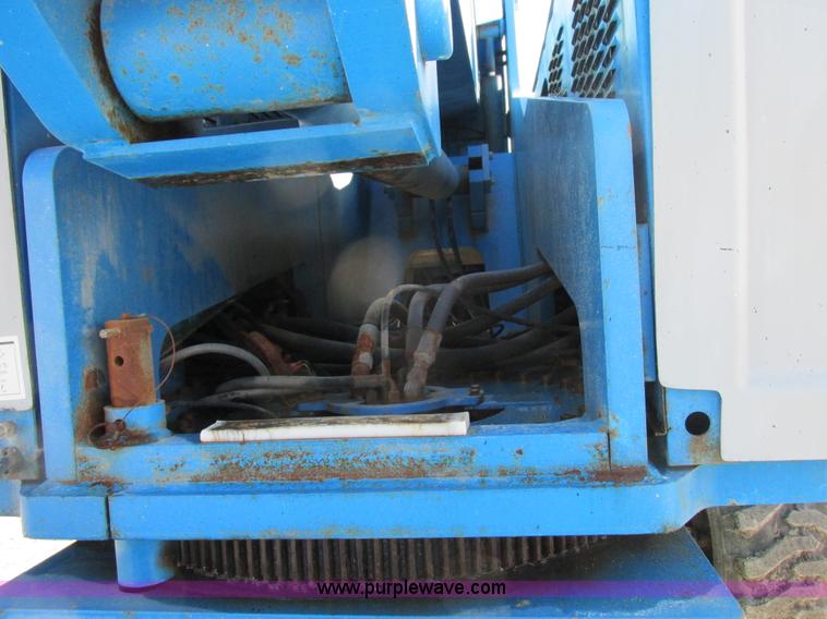 image for item I8818 1995 Genie S-60 boom lift