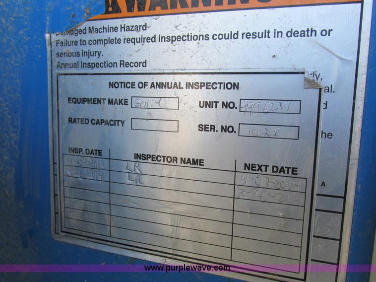 image for item I8818 1995 Genie S-60 boom lift