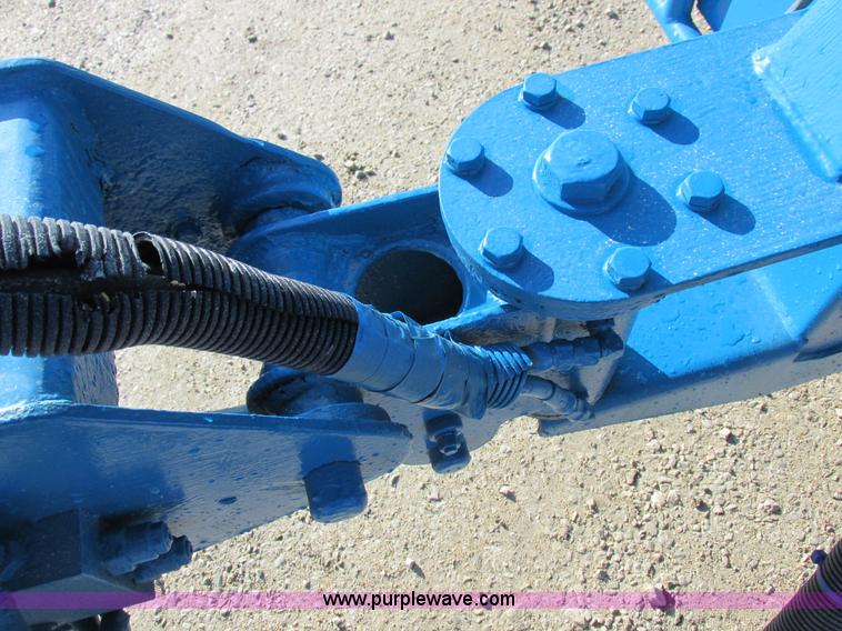 image for item I8818 1995 Genie S-60 boom lift