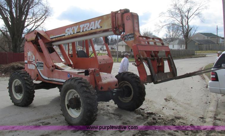 image for item I8819 2000 Sky Trak 6036 telehandler