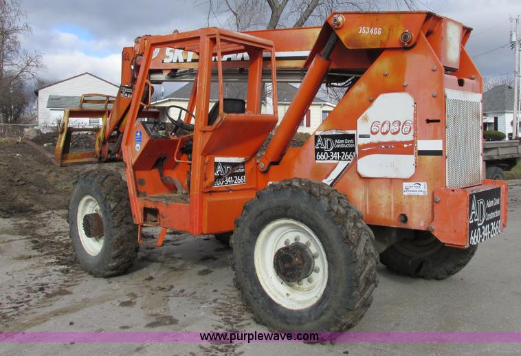 image for item I8819 2000 Sky Trak 6036 telehandler