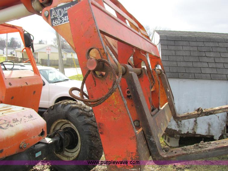 image for item I8819 2000 Sky Trak 6036 telehandler