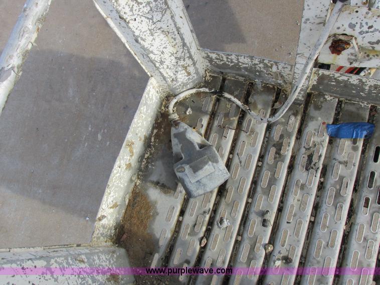 image for item I8820 1997 Snorkelift TBA 50RDZ boom lift