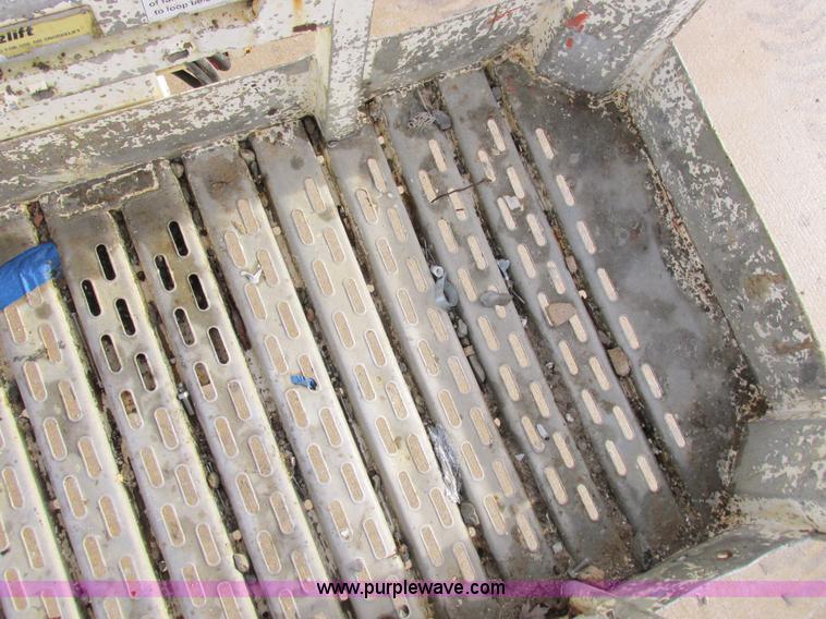 image for item I8820 1997 Snorkelift TBA 50RDZ boom lift