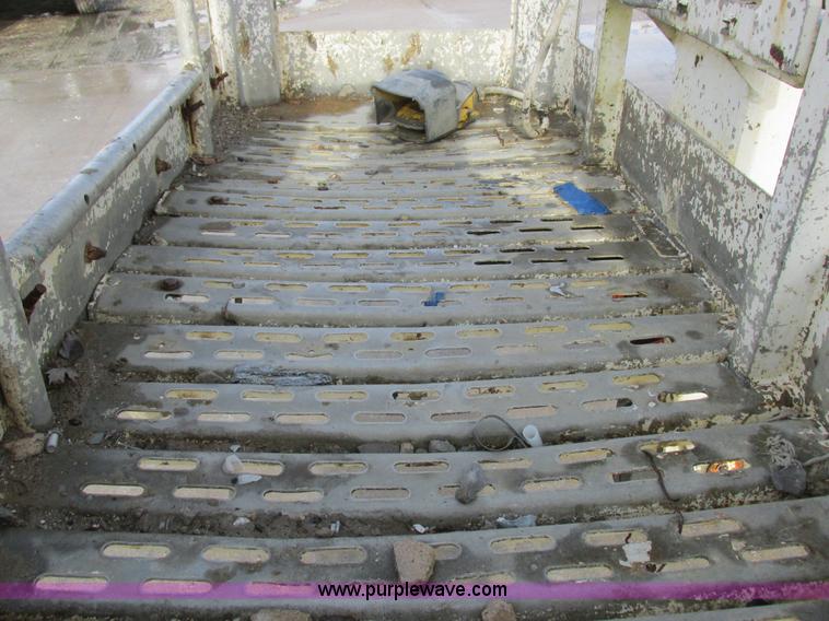 image for item I8820 1997 Snorkelift TBA 50RDZ boom lift