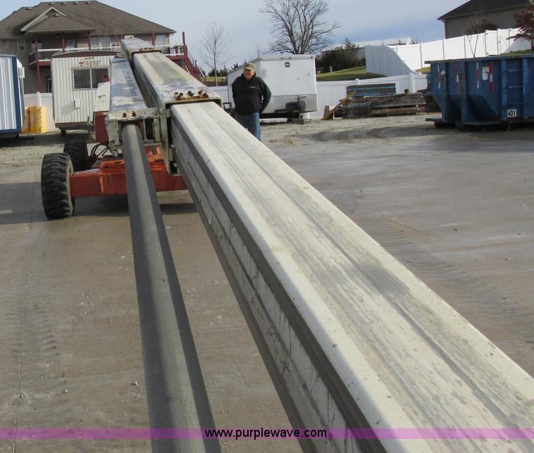 image for item I8820 1997 Snorkelift TBA 50RDZ boom lift