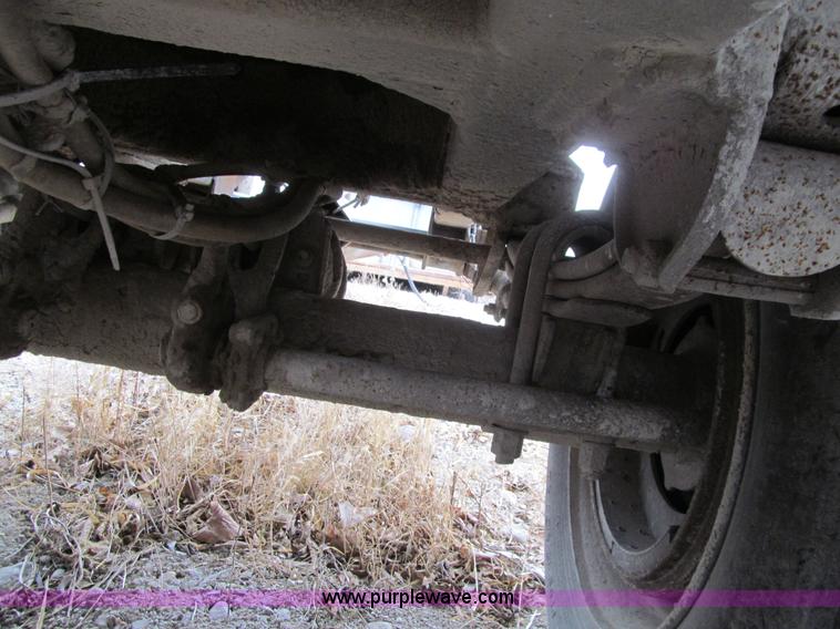 image for item J3340 1989 Brady end dump pup trailer