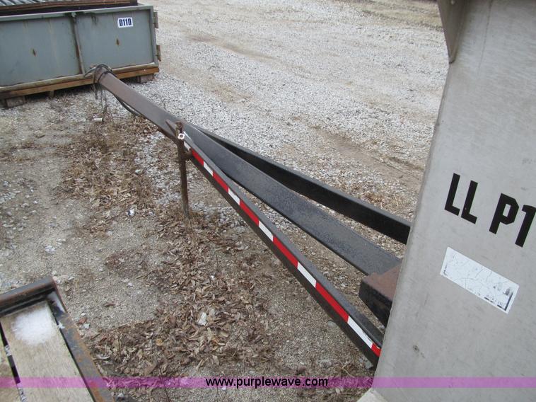 image for item J3340 1989 Brady end dump pup trailer