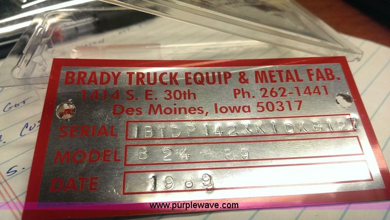 image for item J3340 1989 Brady end dump pup trailer