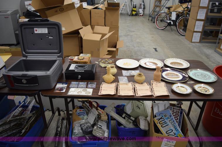 image for item AY9031 Fire proof safe