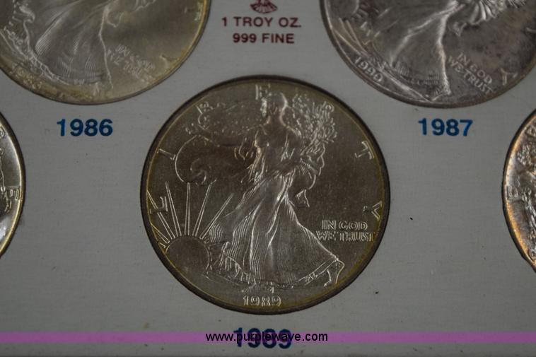 image for item AY9031 Fire proof safe