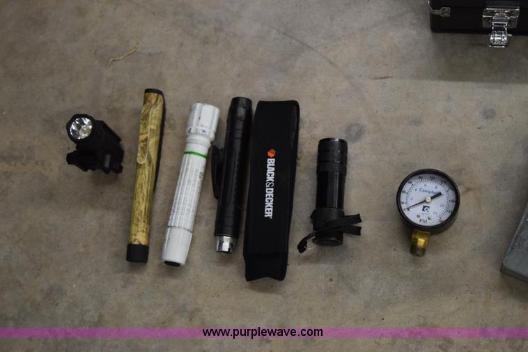 image for item AY9039 Assorted tools