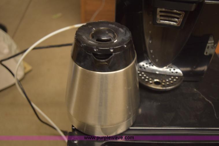 image for item BB9672 Assorted restaurant equipment