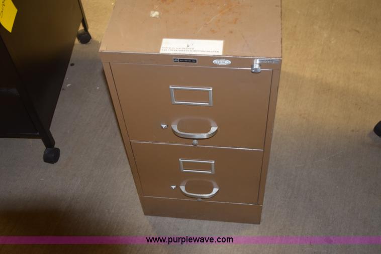 image for item BB9682 (34) assorted filing cabinets