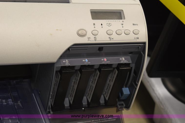 image for item BB9708 Assorted electronics