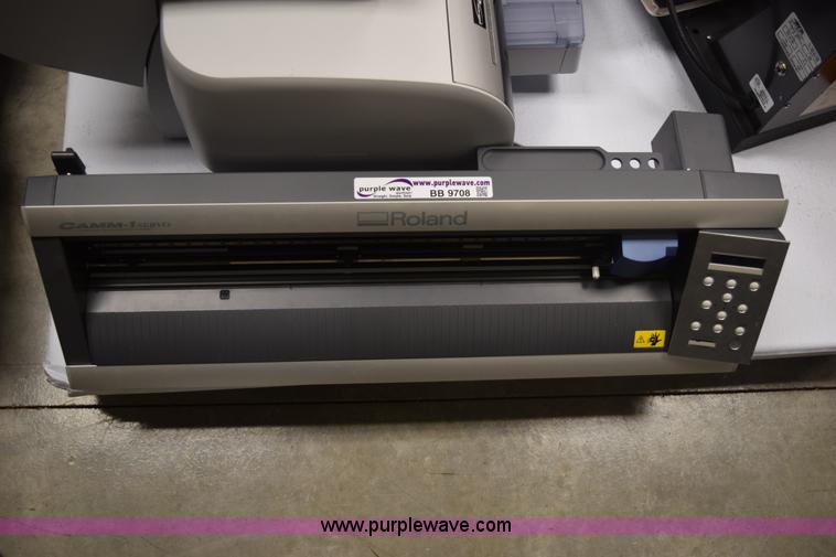 image for item BB9708 Assorted electronics