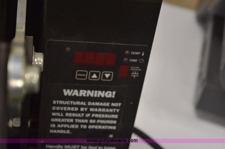 image for item BB9708 Assorted electronics