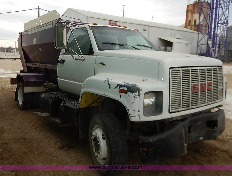 image for item BC9887 1992 GMC TopKick feed truck