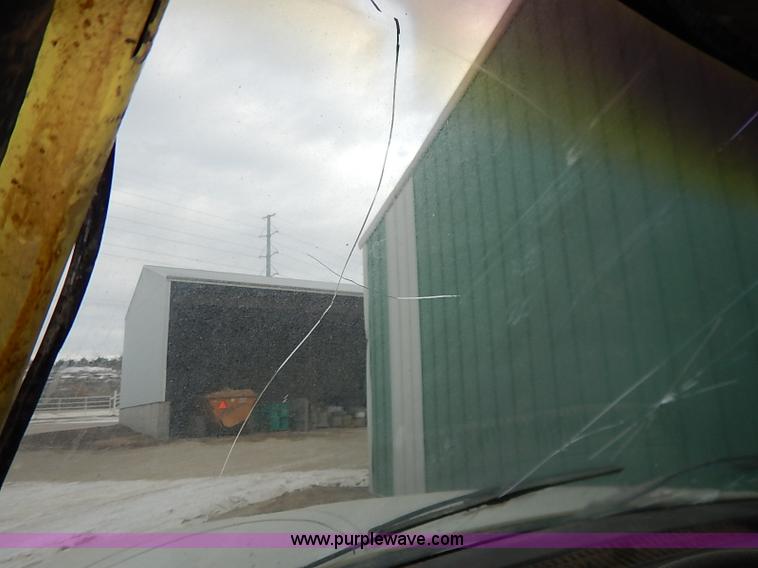 image for item BC9887 1992 GMC TopKick feed truck