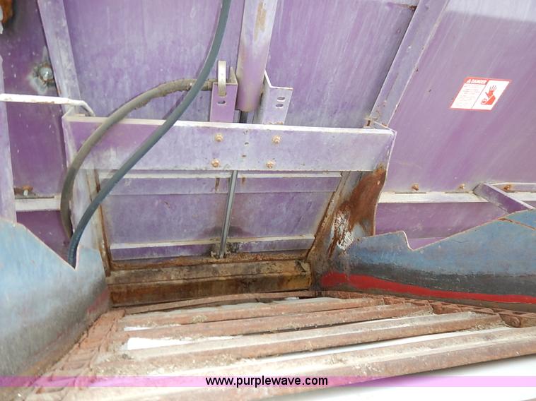 image for item BC9887 1992 GMC TopKick feed truck