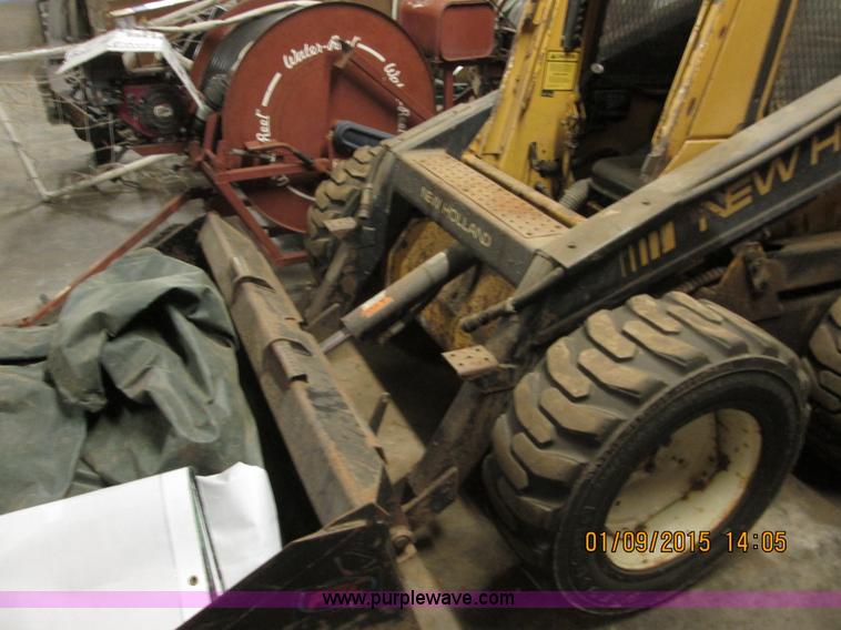 image for item D1368 1991 New Holland L555 Deluxe skid steer