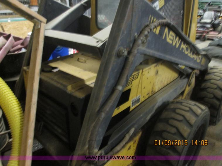 image for item D1368 1991 New Holland L555 Deluxe skid steer