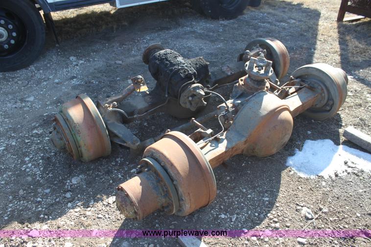 image for item F3427 Assorted five ton six wheel drive parts