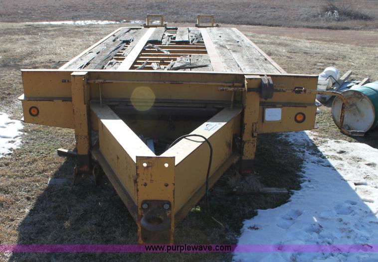 image for item F3429 1990 Hurst equipment trailer