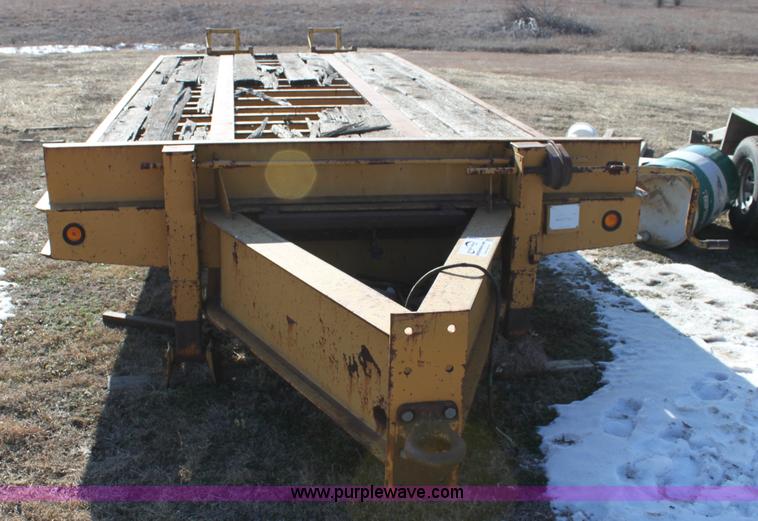 image for item F3429 1990 Hurst equipment trailer