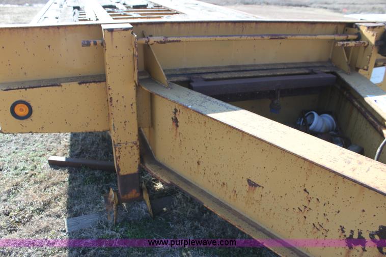 image for item F3429 1990 Hurst equipment trailer