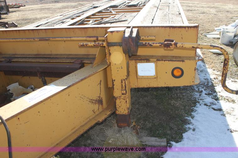 image for item F3429 1990 Hurst equipment trailer