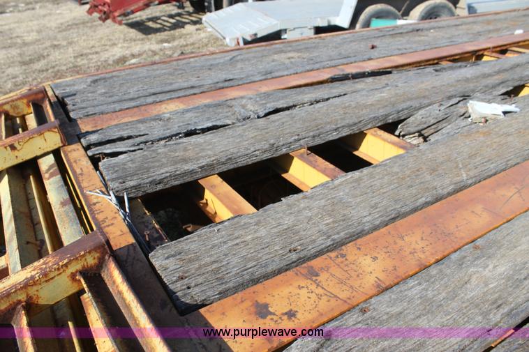 image for item F3429 1990 Hurst equipment trailer