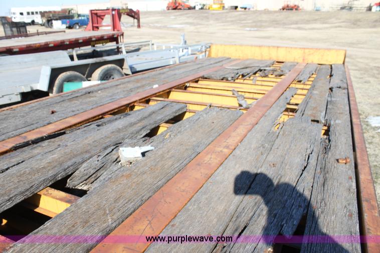 image for item F3429 1990 Hurst equipment trailer