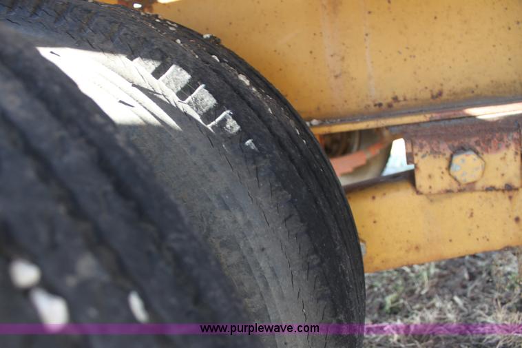 image for item F3429 1990 Hurst equipment trailer