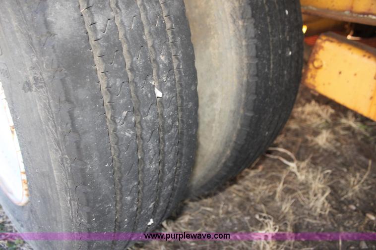 image for item F3429 1990 Hurst equipment trailer