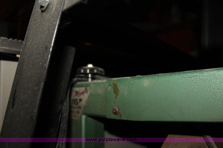 image for item F3432 Assorted shop equipment