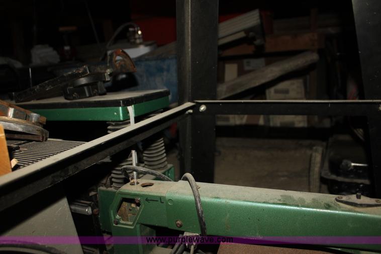 image for item F3432 Assorted shop equipment