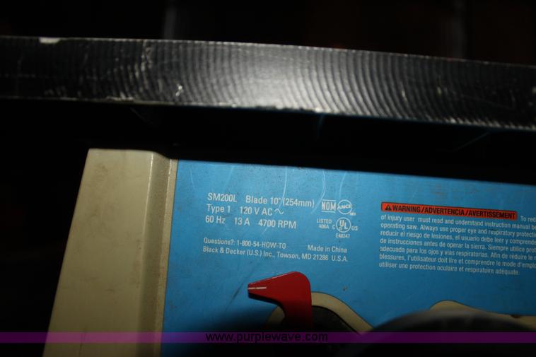 image for item F3432 Assorted shop equipment